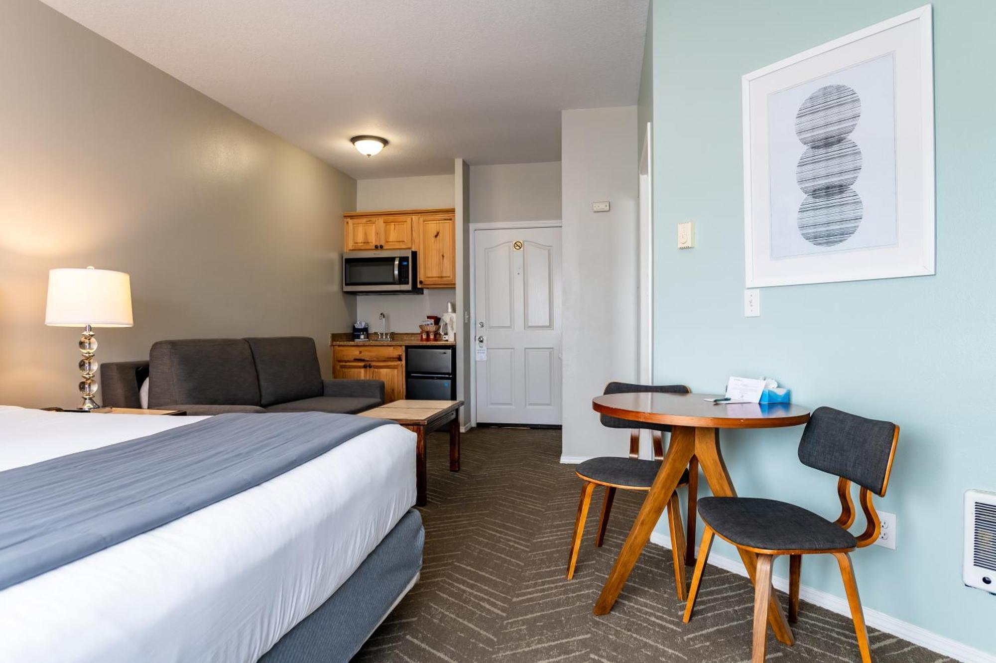 Inn At The Prom Oceanfront Seaside Exterior photo