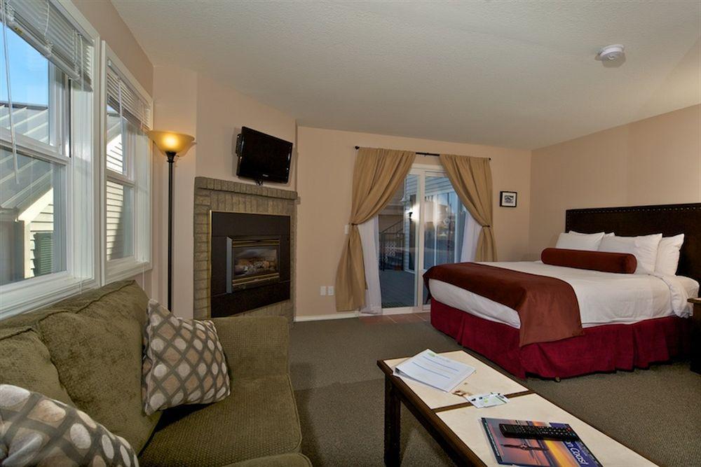 Inn At The Prom Oceanfront Seaside Exterior photo